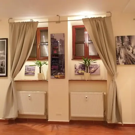 M10 Old Town Апартаменты *